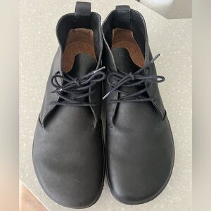 Vivobarefoot Gobi III • Black Leather • Men’s 11 / EU 44